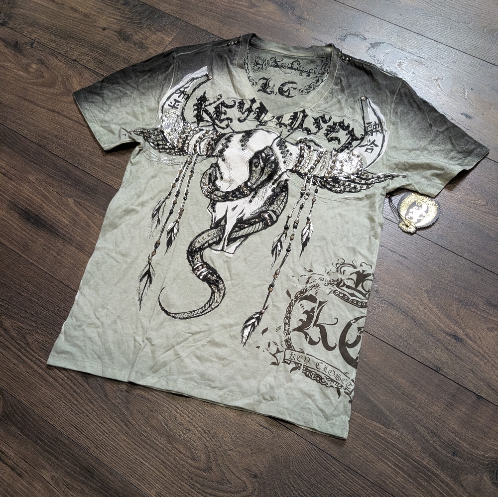 Key Closet Graphic‎ Skull Snake Buffalo Embelished Tee Size Medium
